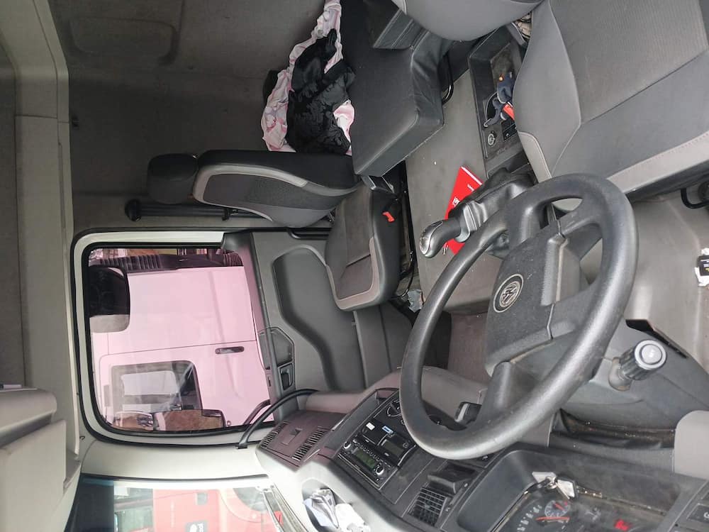 Volkswagen 25.420 Constellation 25.420 E DC Tractor V Tronic