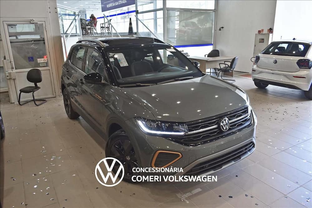2027 VOLKSWAGEN T-CROSS 1.4 250 TSI TOTAL FLEX EXTREME AUTOMÁTICO