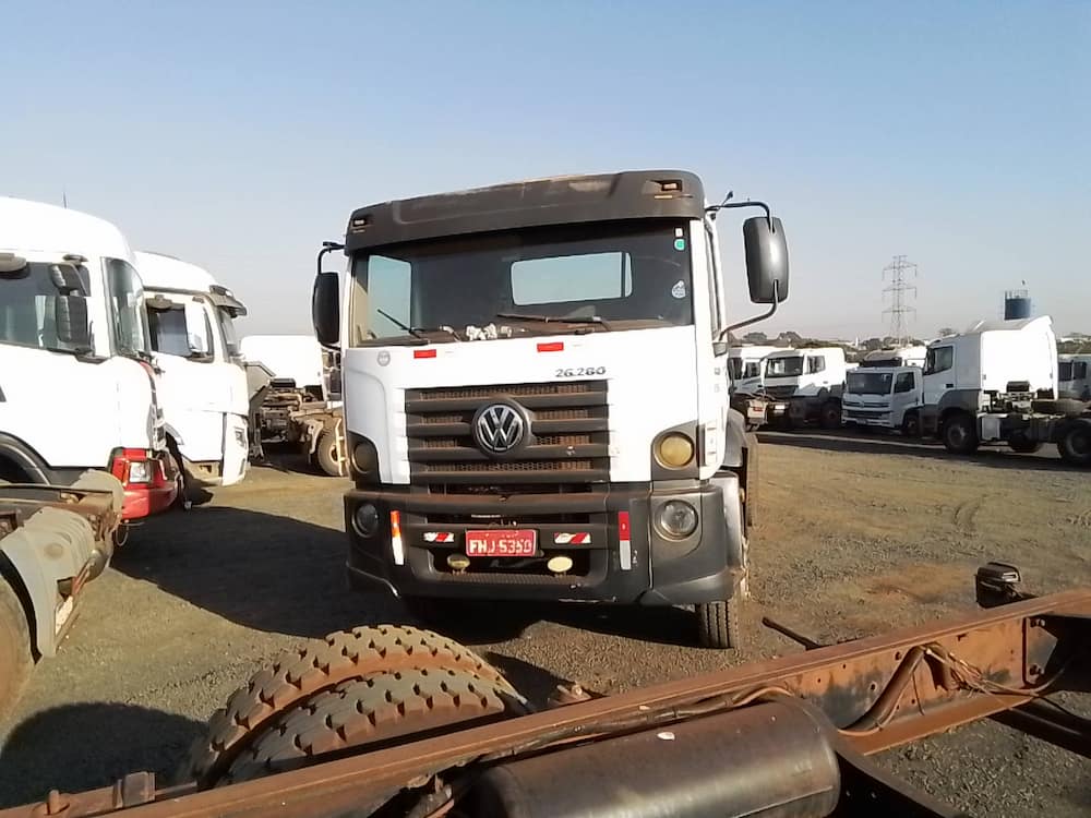 VOLKSWAGEN 26.280 CRM 6X4