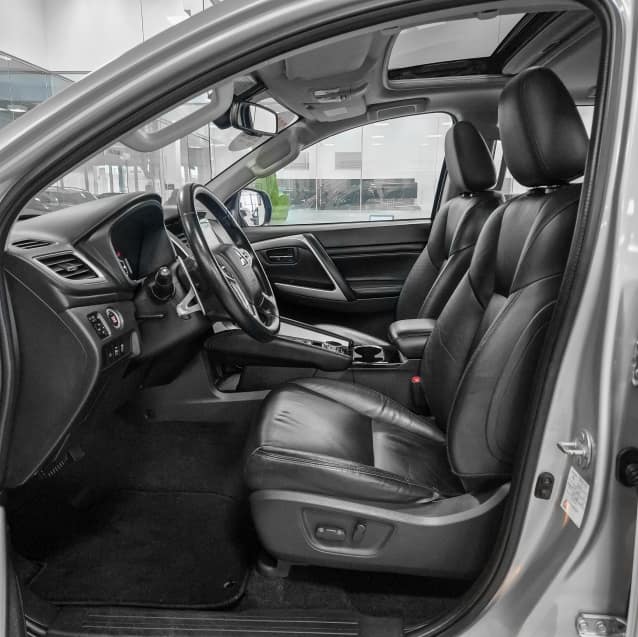 Mitsubishi PAJERO SPORT 2.4 16V MIVEC TURBO DIESEL HPE-S AWD AUTOMÁTICO 2023/2024