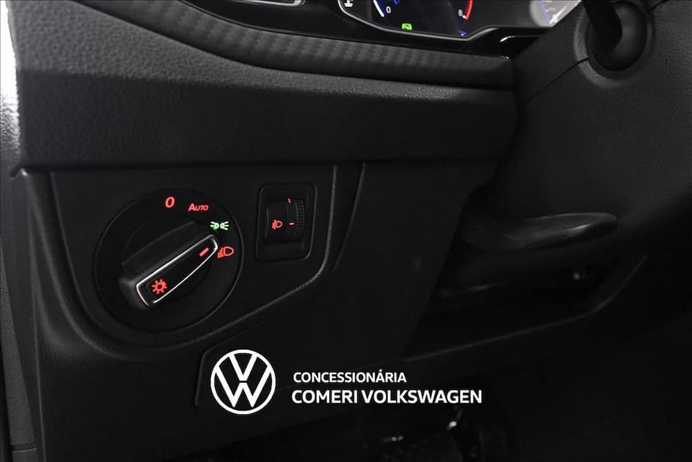 2027 VOLKSWAGEN NIVUS 1.0 200 TSI TOTAL FLEX HIGHLINE AUTOMÁTICO