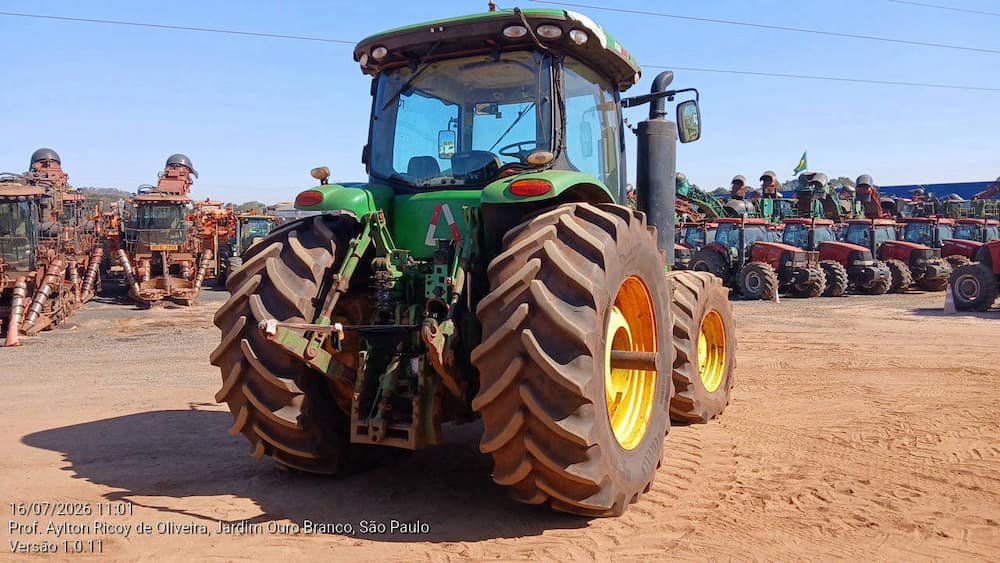 JOHN DEERE 8270R