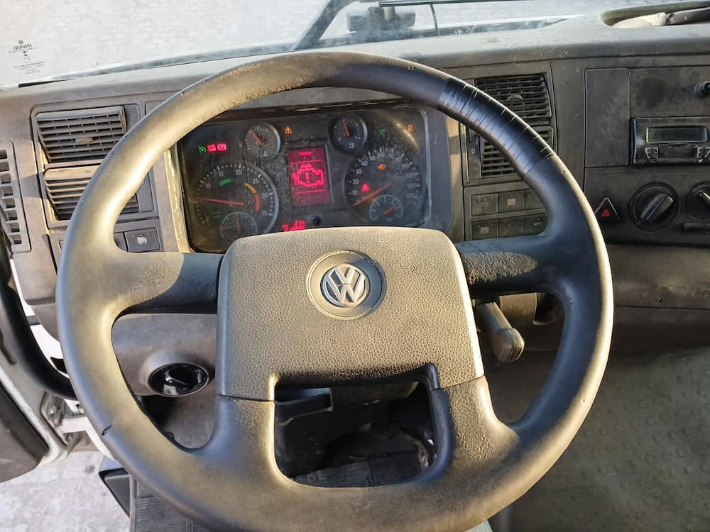 Volkswagen 24-260 E Constel. 6x2 2p (diesel)(E5)