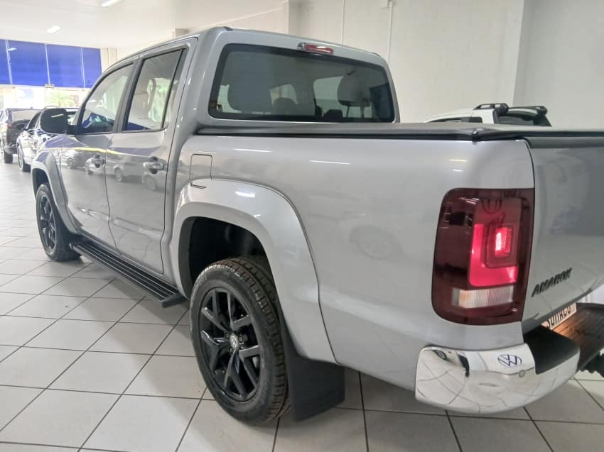 Volkswagen AMAROK 3.0 V6 TDI DIESEL HIGHLINE CD 4MOTION AUTOMÁTICO