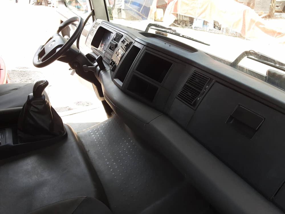 Volkswagen 33.460 Constellation 6x4 2p (diesel)(E5)