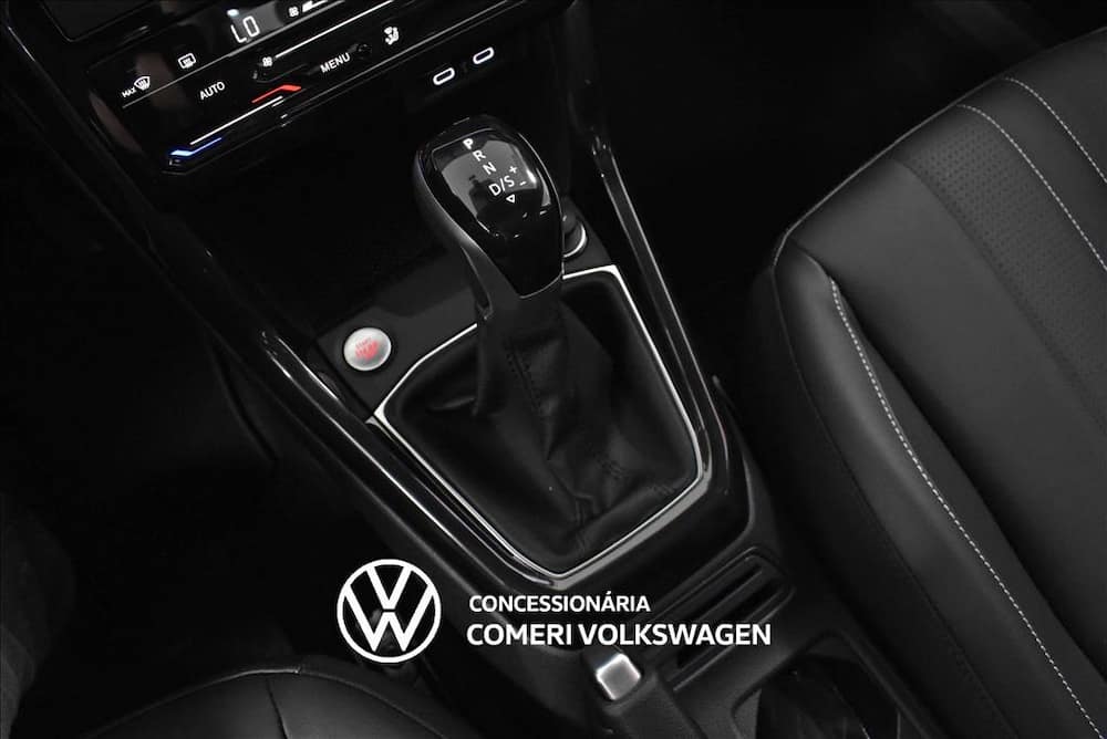 2027 VOLKSWAGEN T-CROSS 1.0 200 TSI TOTAL FLEX COMFORTLINE AUTOMÁTICO