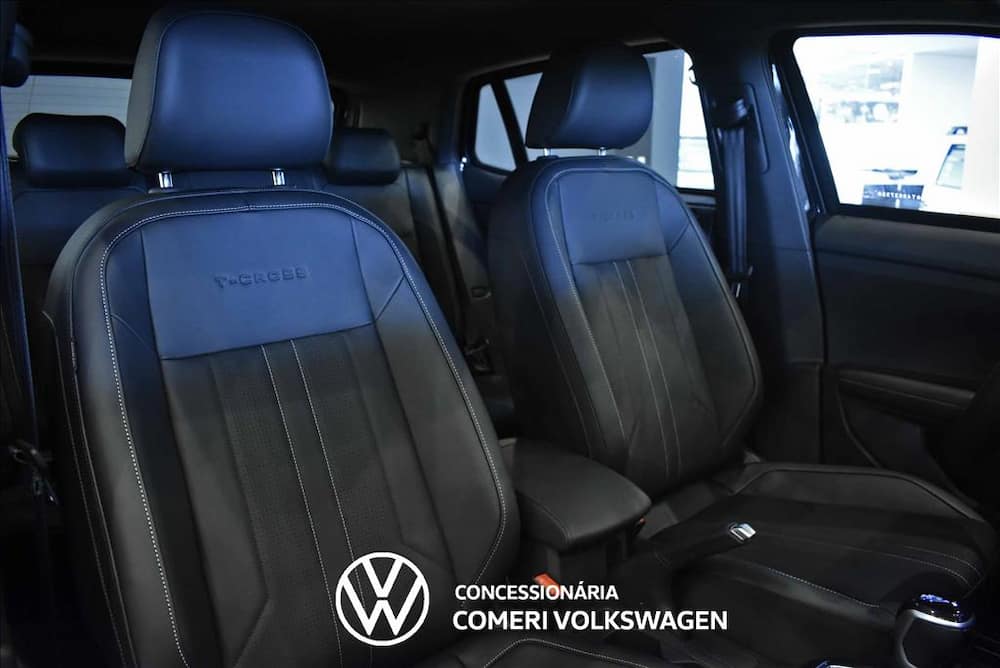 2027 VOLKSWAGEN T-CROSS 1.4 250 TSI TOTAL FLEX HIGHLINE AUTOMÁTICO