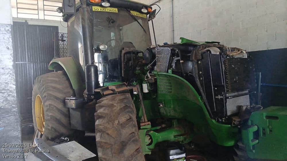 JOHN DEERE TRATOR JOHN DEERE 7215J