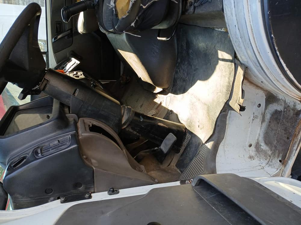 VOLKSWAGEN 10-160 E DELIVERY 2P DIESEL E5