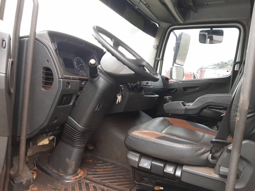 Mercedes-Benz Axor 3344 S (6X4)