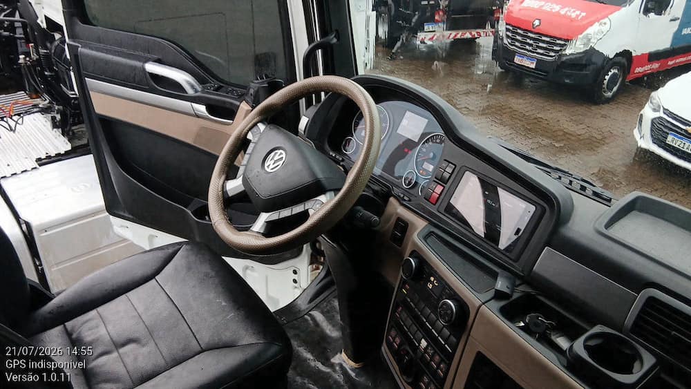 VOLKSWAGEN 29.520 METEOR 6X4