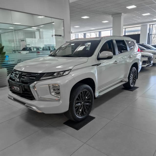 Mitsubishi PAJERO SPORT 2.4 16V MIVEC TURBO DIESEL LEGEND AWD AUTOMÁTICO 2024/2025