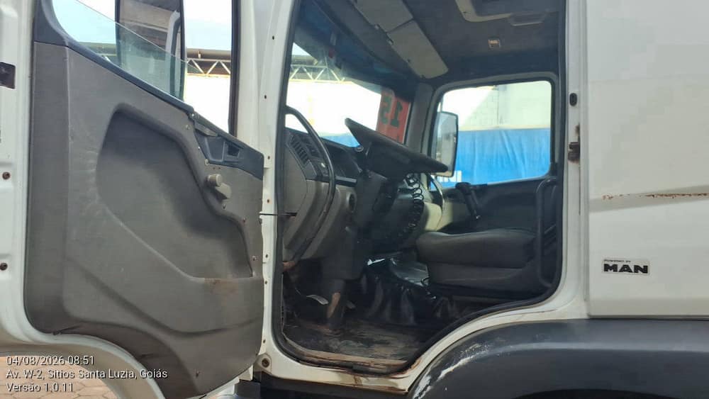 VOLKSWAGEN 26.280 CRM 6X4