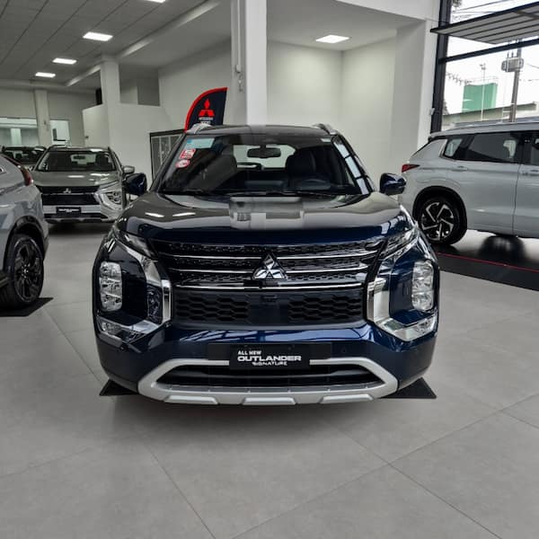 Mitsubishi OUTLANDER 2.4 PHEV SIGNATURE S-AWC DHT 2025/2026