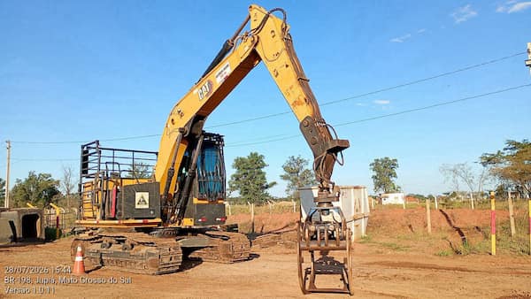 CATERPILLAR CAT 320
