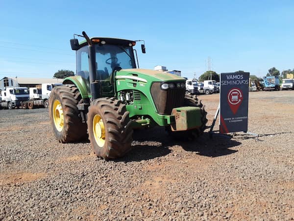 JOHN DEERE TRATOR JOHN DEERE 7215J