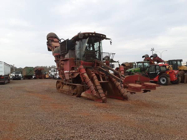 CASE 8810