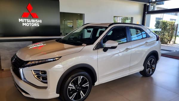 Mitsubishi ECLIPSE CROSS HPE
