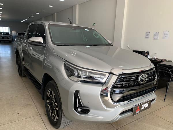 TOYOTA HILUX SRX