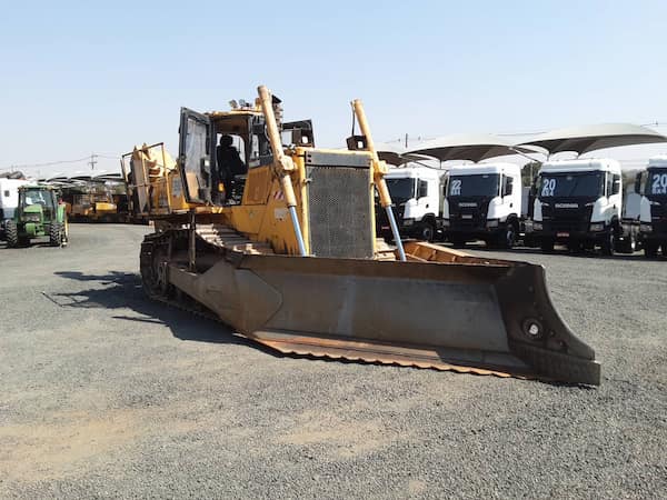 KOMATSU D155AX-6