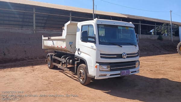 VOLKSWAGEN 11-180 DELIVERY 2P DIESEL E5