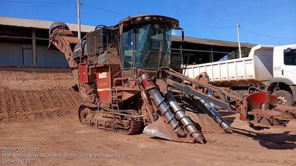 CASE 8810