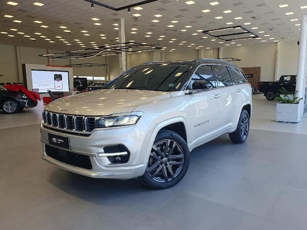 JEEP COMMANDER 2.0 HURRICANE 4 TURBO GASOLINA OVERLAND AT9