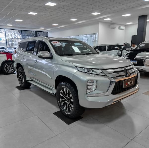 Mitsubishi PAJERO SPORT 2.4 16V MIVEC TURBO DIESEL HPE-S AWD AUTOMÁTICO 2023/2024