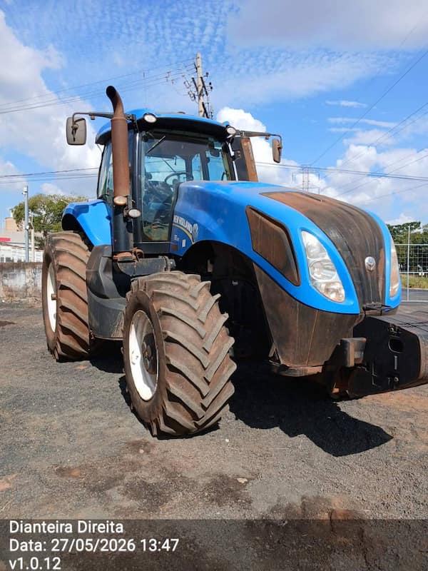 NEW HOLLAND T 8.325