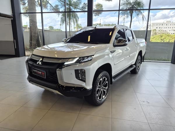 Mitsubishi L200 TRITON 2.4 TURBO DIESEL 4X4 AT SPORT HPE-S 2023/2024