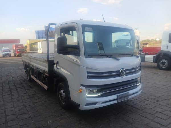 VOLKSWAGEN 6.170 DRF 4X2