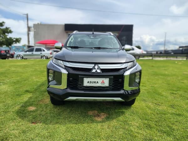 Mitsubishi L200 TRITON 2.4 16V TURBO DIESEL SPORT HPE-S CD 4P 4X4 AUTOMÁTICO 2023/2024