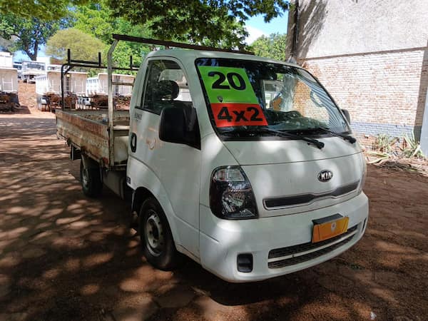 Kia Bongo K-2500 STD 4x2 RS (cab. simples)