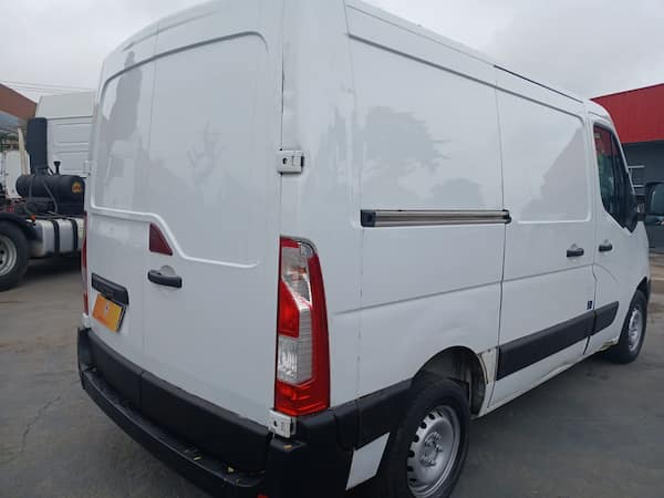 RENAULT MASTER FUR L1H1