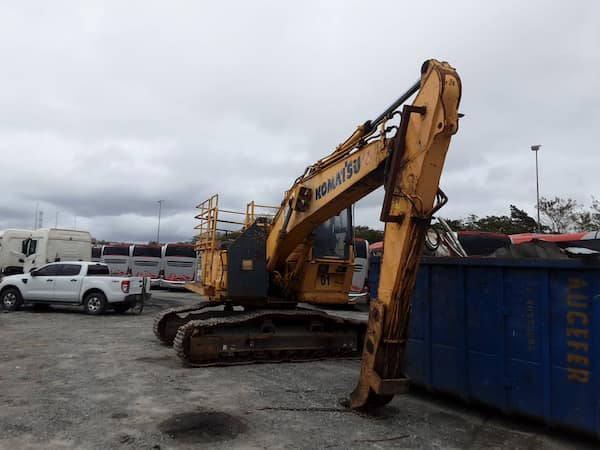 KOMATSU PC 200 LC