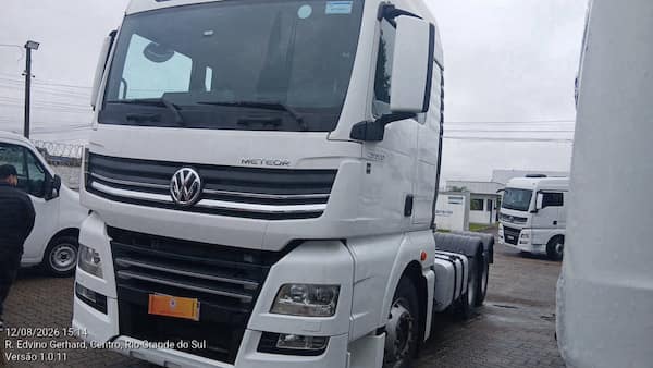 VOLKSWAGEN 29.520 METEOR 6X4