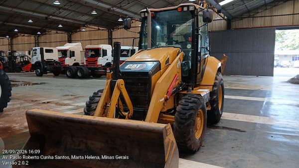 CATERPILLAR CAT RETROESCAVADEIRA 416 F2