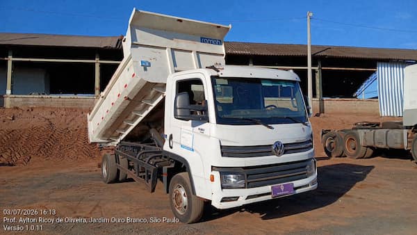 VOLKSWAGEN 11-180 DELIVERY 2P DIESEL E5