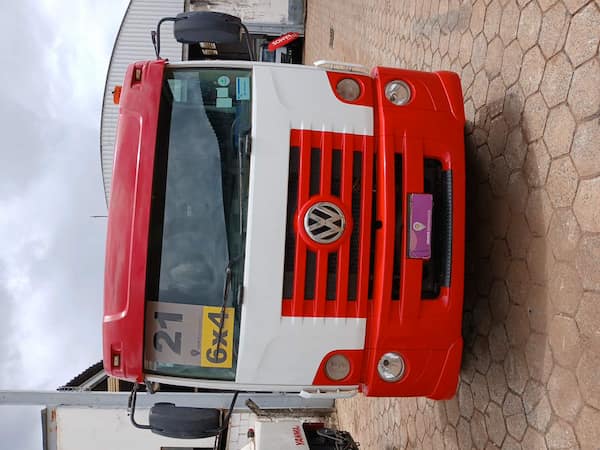 Volkswagen 31.330 Constellation 31.330 E DC