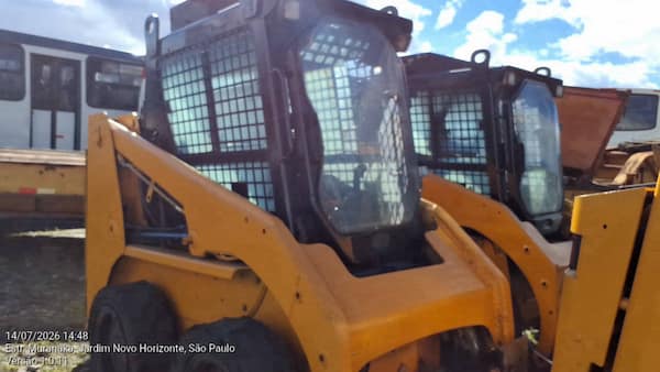CATERPILLAR MINI CARREGADEIRA