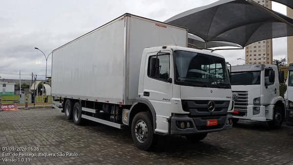 MERCEDES-BENZ ATEGO 2426