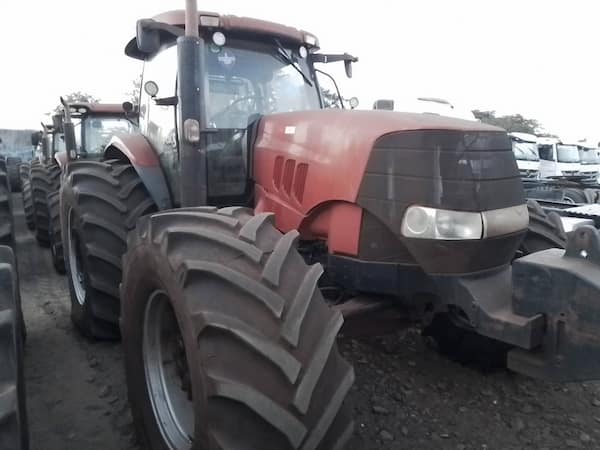 CASE PUMA 215