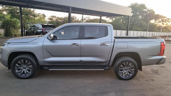 Mitsubishi TRITON HPE.S