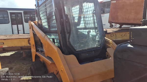 CATERPILLAR MINI CARREGADEIRA