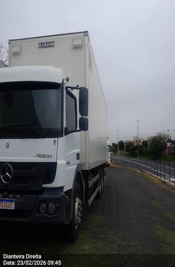 Mercedes-Benz Atego 2430 6x2 (E5)