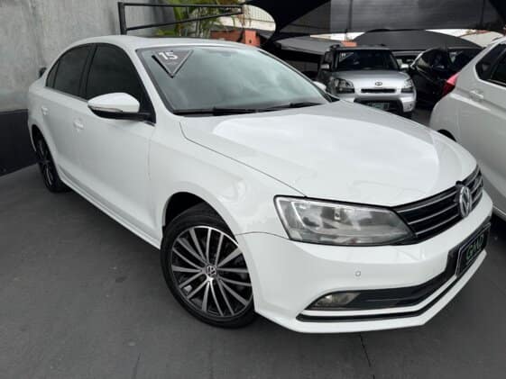 Volkswagen Jetta 2.0 TSI Highline DSG