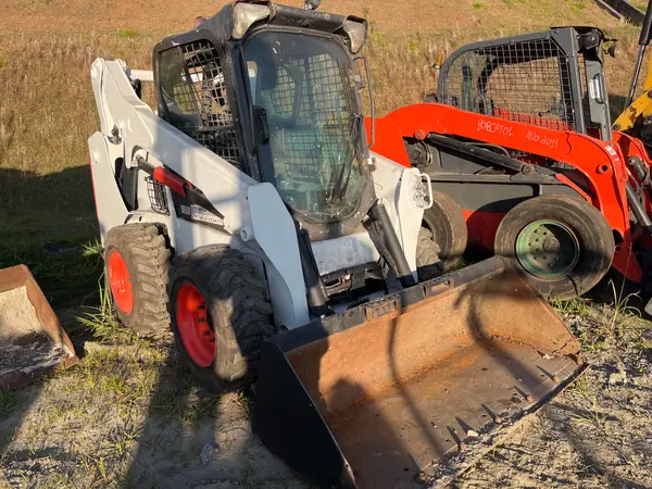BOBCAT S570