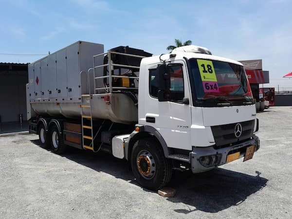 Mercedes-Benz Atego 2730 6x4 2p (diesel)(E5)