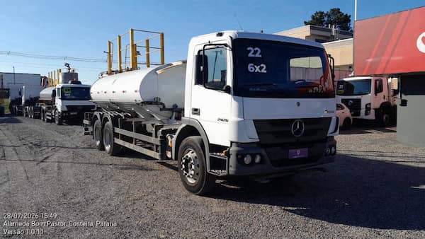 Mercedes-Benz Atego 2426 (6X2)