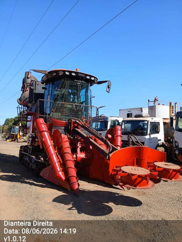 CASE 8810